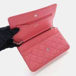 Pre Owned Chanel Pink Lambskin Wallet On Chain