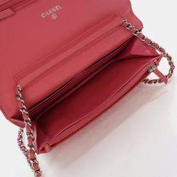 Pre Owned Chanel Pink Lambskin Wallet On Chain