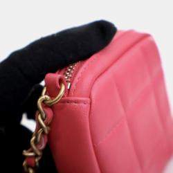 Pre Owned Chanel Diamond CC Clutch Mini Pink Lambskin Chain Bag
