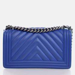 Pre Owned Chanel Chevron Medium Blue Calfskin Boy Flap Bag