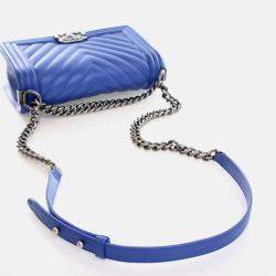 Pre Owned Chanel Chevron Medium Blue Calfskin Boy Flap Bag