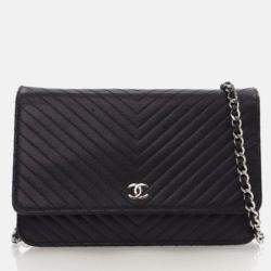 Pre Owned Chanel Black Caviar Chevron Wallet On Chain 