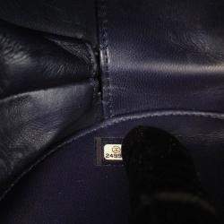 Pre Owned Chanel Round As Earth Blue Lizard Crossbody Bag