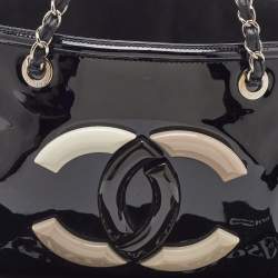 Pre Owned Chanel Black Patent Vinyl Small CC Lipstick Ligne Tote