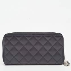 Pre Owned Chanel Black Quilted Leather CC Cambon Ligne Zip Around Organizer Wallet