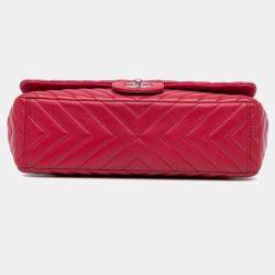 Pre Owned Chanel Pink Maxi Classic Chevron Lambskin Single Flap