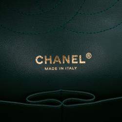 Pre Owned Chanel Green Jumbo Classic Chevron Lambskin Double Flap