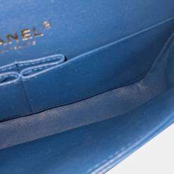 Pre Owned Chanel Blue Leather Chevron Classic Medium