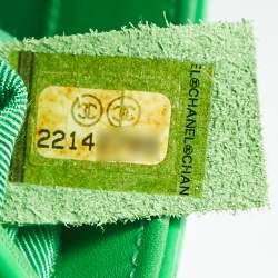 Pre Owned Chanel Green Quilted Patent Leather Small Boy Flap Bag