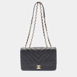 Chanel Chevron V-Stitch Black Leather Shoulder Bag