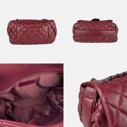 Pre Owned Chanel Matelasse Burgundy Leather Metal Shoulder Bag