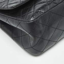 Pre Owned Chanel Black Quilted Aged Leather Classic 226 Reissue 2.55 Flap Bag