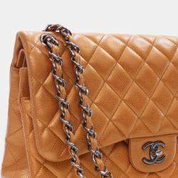Pre Owned Chanel Brown Jumbo Classic Iridescent Caviar Double Flap