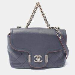 Pre Owned Chanel Matelasse Navy Leather Shoulder Bag