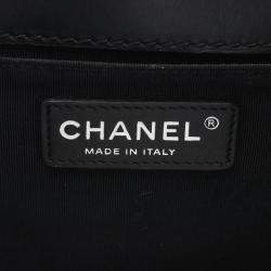 Pre Owned Chanel Boy Black Patent Leather Shoulder Bag