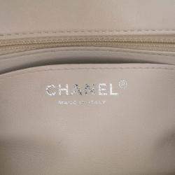 Pre Owned Chanel White Mini Square Classic Chevron Lambskin Single Flap