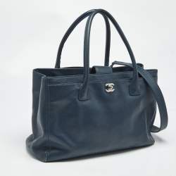 Pre Owned Chanel Blue Leather Executive Cerf Tote