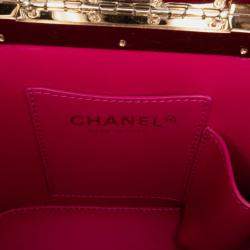 Pre Owned Chanel Pink Quilted Tweed Vanity Case