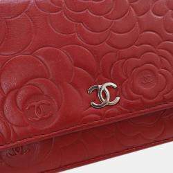 Pre Owned Chanel Red Embossed Lambskin Camellia Wallet On Chain