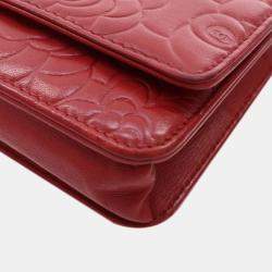 Pre Owned Chanel Red Embossed Lambskin Camellia Wallet On Chain