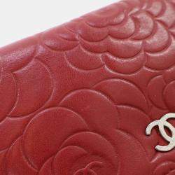 Pre Owned Chanel Red Embossed Lambskin Camellia Wallet On Chain