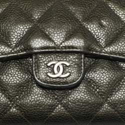 Pre Owned Chanel Olive Green Quilted Caviar Leather Classic Trifold Wallet