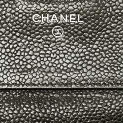Pre Owned Chanel Olive Green Quilted Caviar Leather Classic Trifold Wallet
