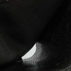 Pre Owned Chanel Olive Green Quilted Caviar Leather Classic Trifold Wallet