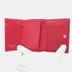 Pre Owned Chanel Matelasse Classic Small Caviar Leather Flap Wallet