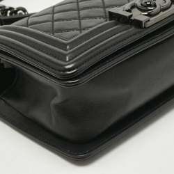 Pre Owned Chanel Black Quilted Leather Small Boy Flap Bag