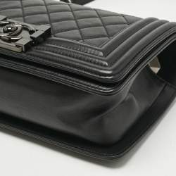 Pre Owned Chanel Black Quilted Leather Small Boy Flap Bag