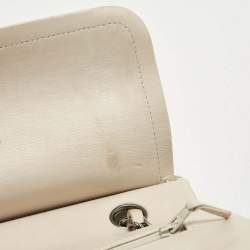 Pre Owned Chanel Beige Quilted Leather Medium Classic Double Flap Bag