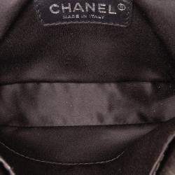Pre Owned Chanel Black Mini Patent Lace Kiss Lock Flap Double Bag