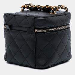 Pre Owned Chanel Black Small CC Lambskin Vanity Case