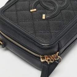 Pre Owned Chanel Black Quilted Caviar Leather Small CC Filigree Vanity Case Bag