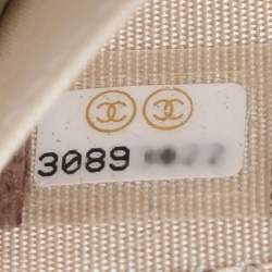 Pre Owned Chanel Cream Quilted Leather 19 Compact Wallet on Chain