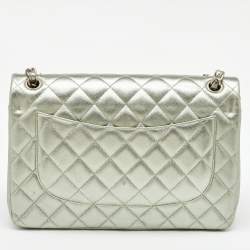 مملوكة مسبقًا حقيبة شانيل جامبو كلاسيك جلد أخضر مينت ميتاليك مبطن بقلاب مزدوج