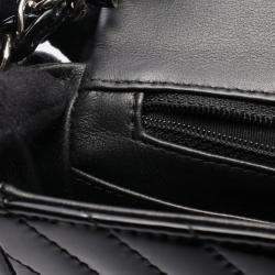 Pre Owned Chanel Chevron V-Stitch Black Patent Leather Shoulder Bag
