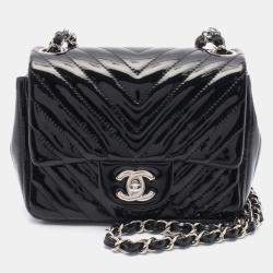 Pre Owned Chanel Chevron V-Stitch Black Patent Leather Shoulder Bag