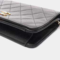 Pre Owned Chanel Full Flap Mini Black Lambskin Shoulder Bag