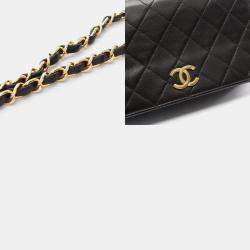 Pre Owned Chanel Full Flap Mini Black Lambskin Shoulder Bag