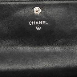 Pre Owned Chanel Black Quilted Leather Classic Flap Continental Wallet