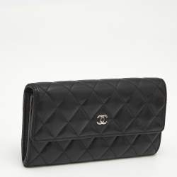 Pre Owned Chanel Black Quilted Leather Classic Flap Continental Wallet