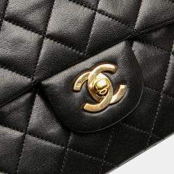 Pre Owned Chanel Black Medium Classic Lambskin Double Flap