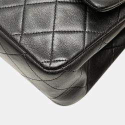Pre Owned Chanel Black Medium Classic Lambskin Double Flap