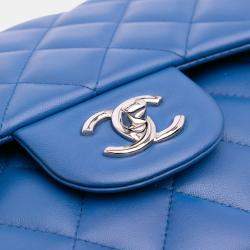 مملوكة مسبقًا حقيبة كتف بشانيل جا مبو عادية رفرف مزدوج جلد حمل أزرق