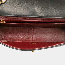 Pre Owned Chanel Black Medium Lambskin Diana Flap Blag