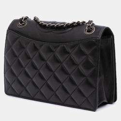 Pre Owned Chanel Black Medium Quilted Lambskin Ballerine Flap