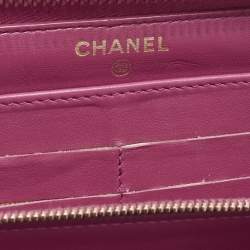 Pre Owned Chanel Pink Crocodile CC CC Zip Around Wallet