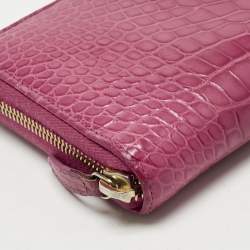 Pre Owned Chanel Pink Crocodile CC CC Zip Around Wallet